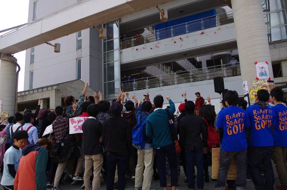 神戸高専祭 13 むりやりハリボテェ