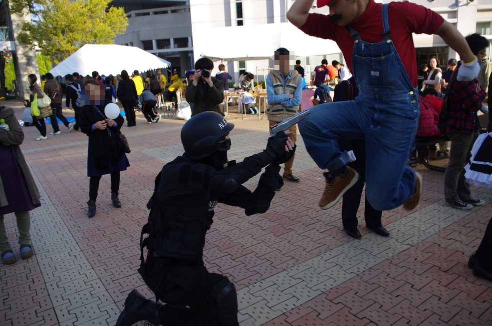 神戸高専祭 13 むりやりハリボテェ